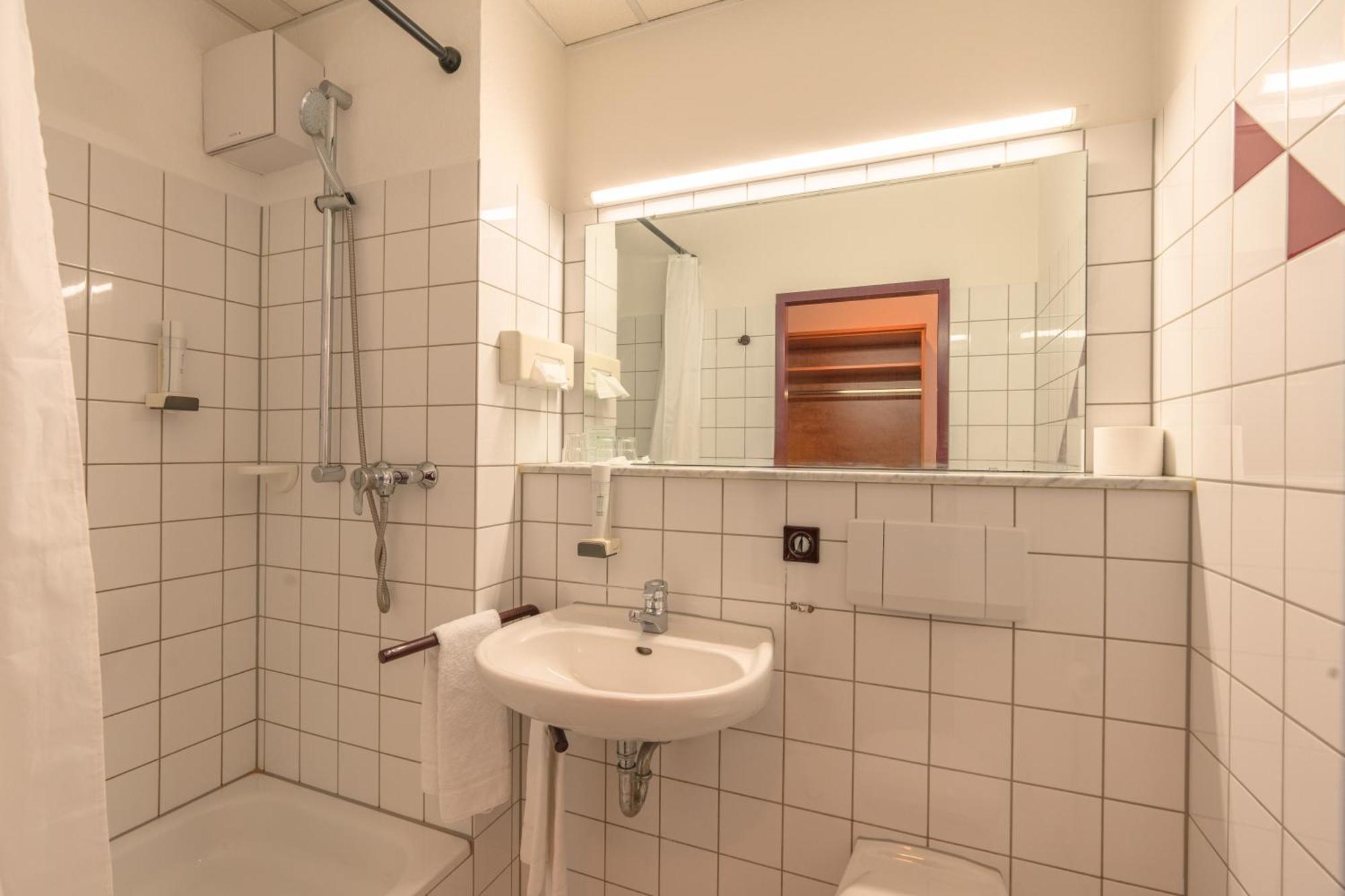 Euro-Hotel カッペル・グラーフェンハウゼン エクステリア 写真