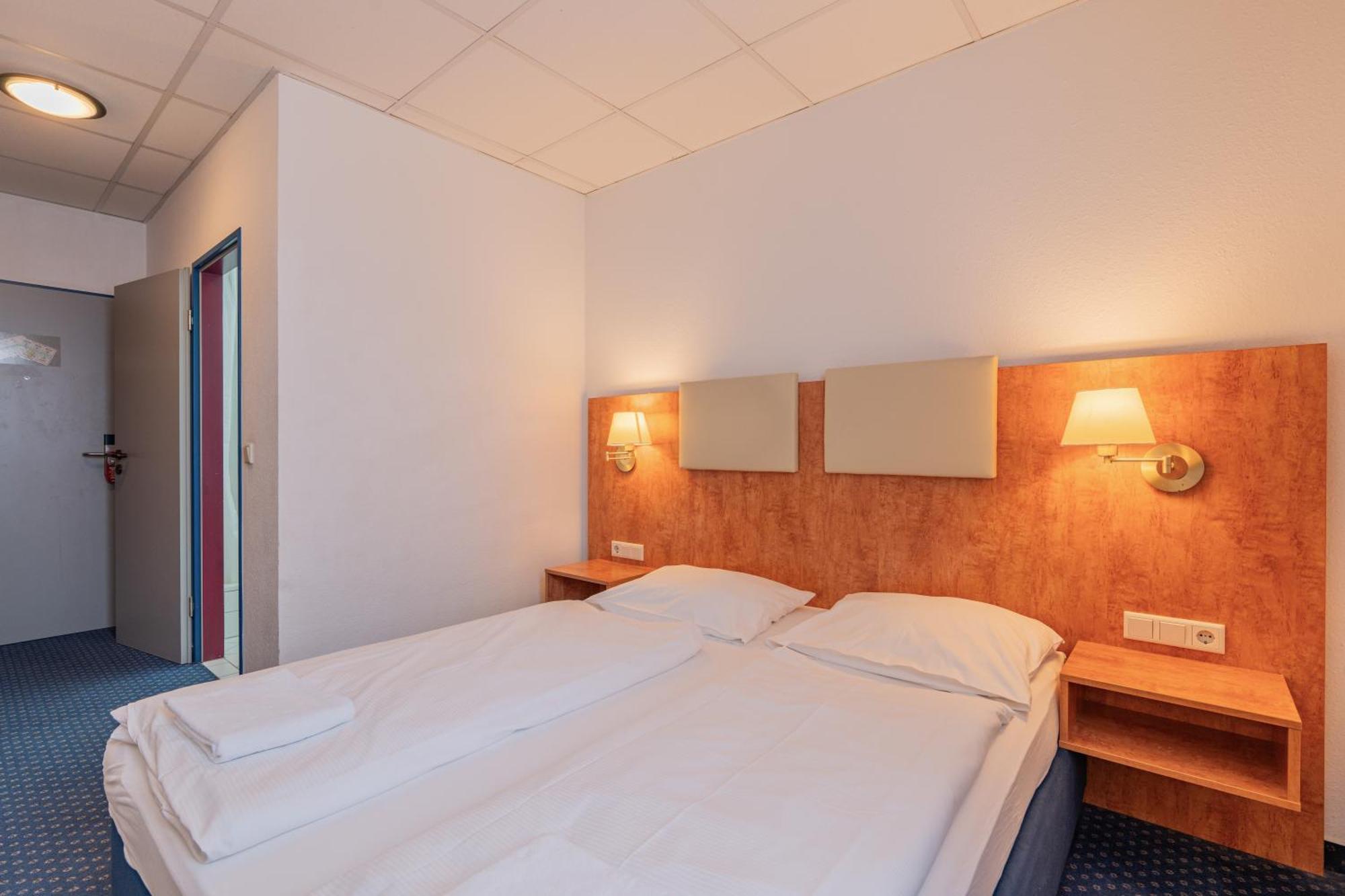 Euro-Hotel カッペル・グラーフェンハウゼン エクステリア 写真