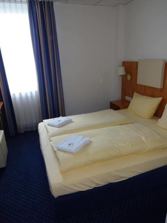 Euro-Hotel カッペル・グラーフェンハウゼン エクステリア 写真